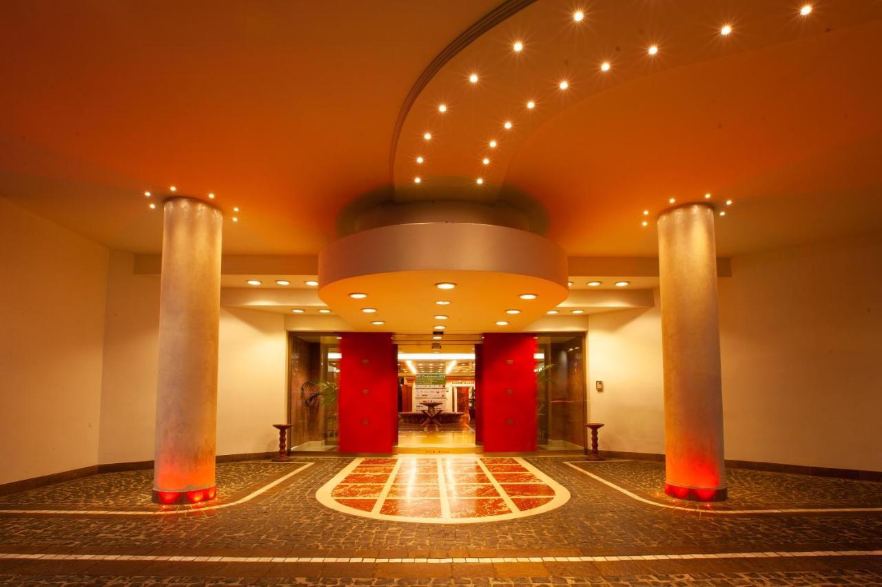 Shg Hotel Antonella Pomezia Bagian luar foto